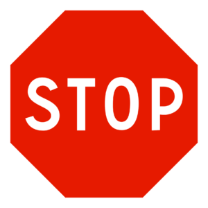 panneau stop arrêt à l'intersection ab4